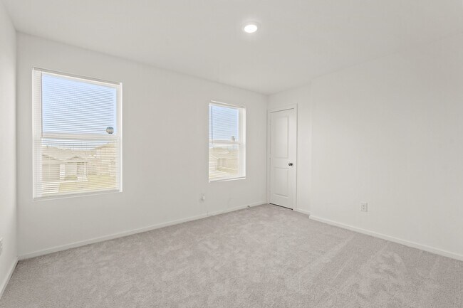 Building Photo - 26727 Feather Reed Dr