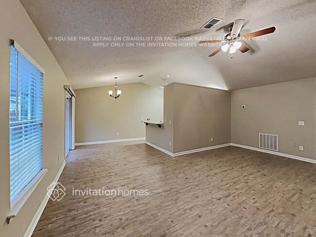 Building Photo - 9562 Sugar Hollow Ln