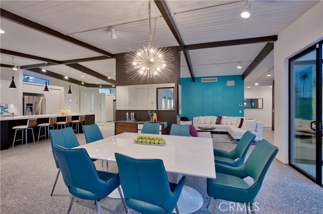 Building Photo - 516 E Racquet Club Rd