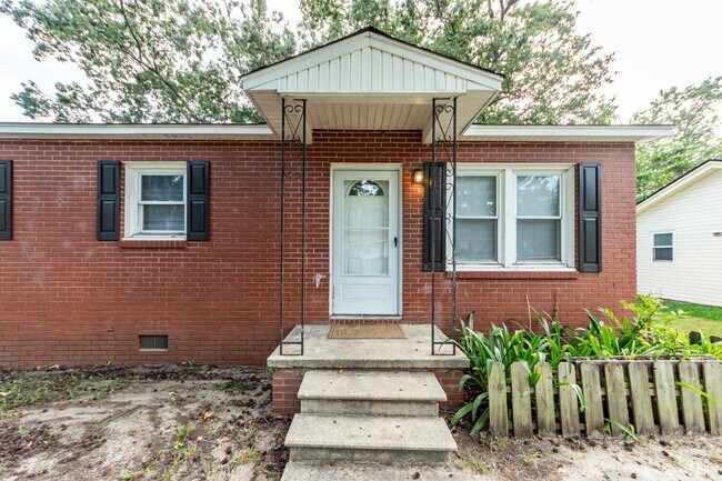 Building Photo - 1529 Marietta St