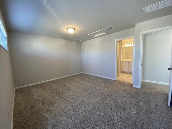 Building Photo - 1712 Artesian Spgs Xing