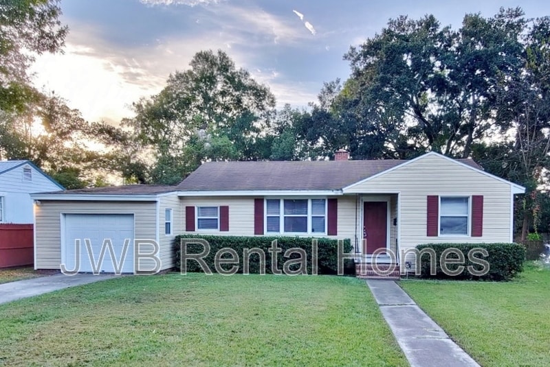 Primary Photo - 1262 Wainwright Dr