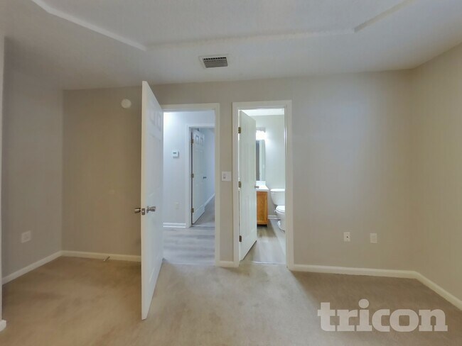 Building Photo - 4350 Jillian Dr