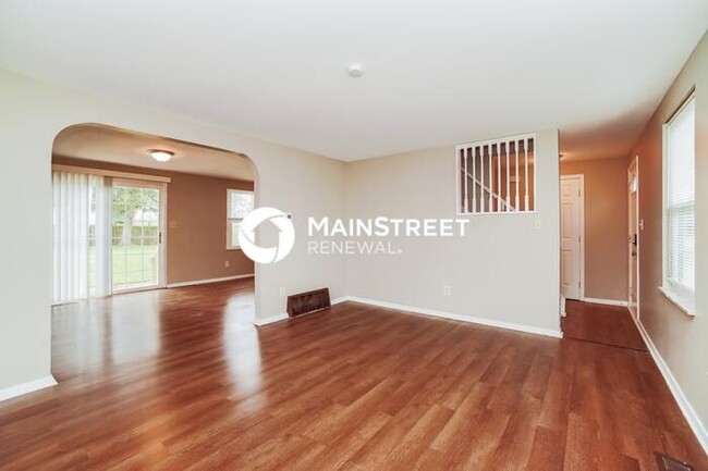 Building Photo - 2959 Olivette Rd