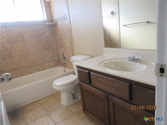 Building Photo - 6812 Alvin Dr