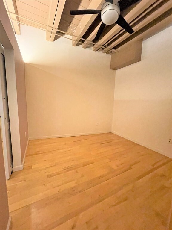 Building Photo - 111 Beach St