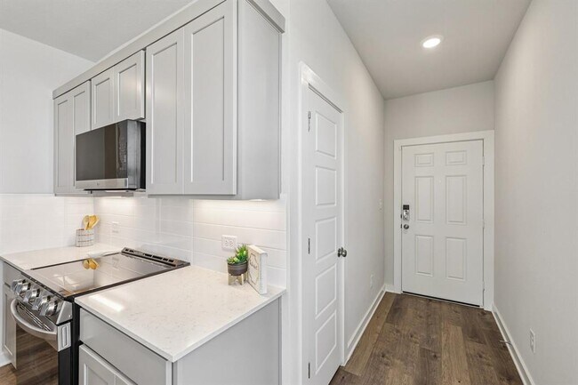 Building Photo - 125 Cutleaf