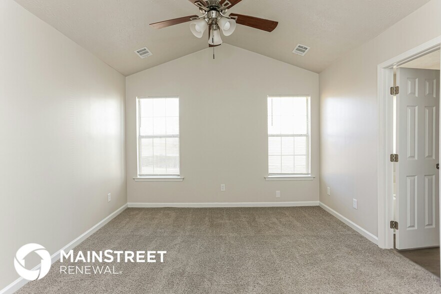 Building Photo - 8147 Mountain Pass