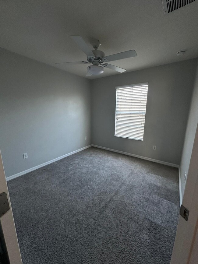 Building Photo - 14170 Oakham St