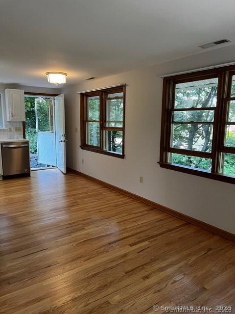 Building Photo - 21 Hollow Tree Rd