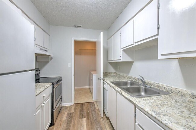 Building Photo - 13403 Arbor Pointe Cir