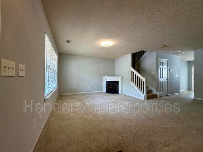 Building Photo - 17121 Greenlawn Hills Ct