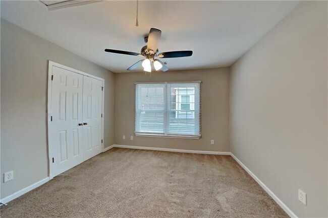 Building Photo - 1438 Grovehurst Dr