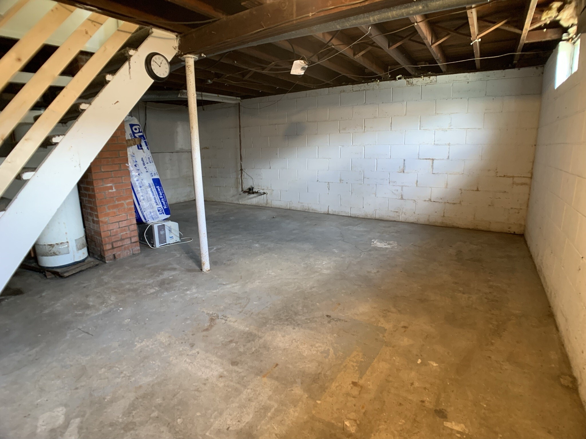 Building Photo - 4754 NE 27th Ct