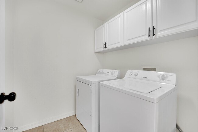 Building Photo - 3009 N Blue Fin Cir