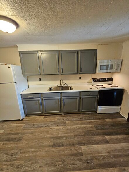 Building Photo - 18 W Baltimore St