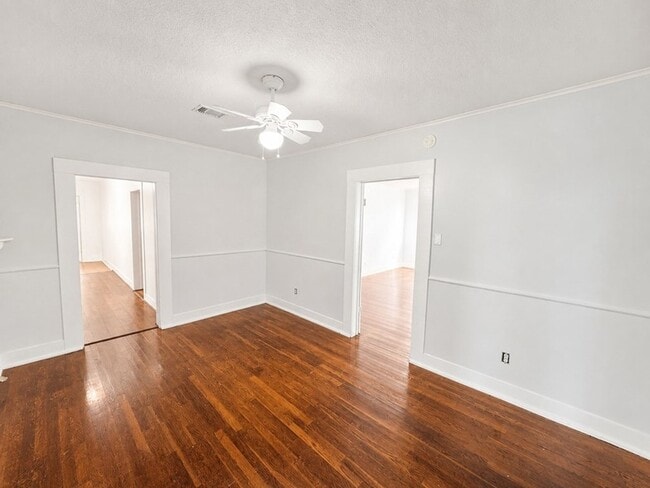 Building Photo - 509 N Peachtree St