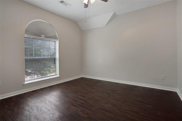 Building Photo - 6716 Bluffview Dr