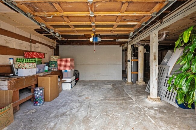 Building Photo - 15 Keystone Way
