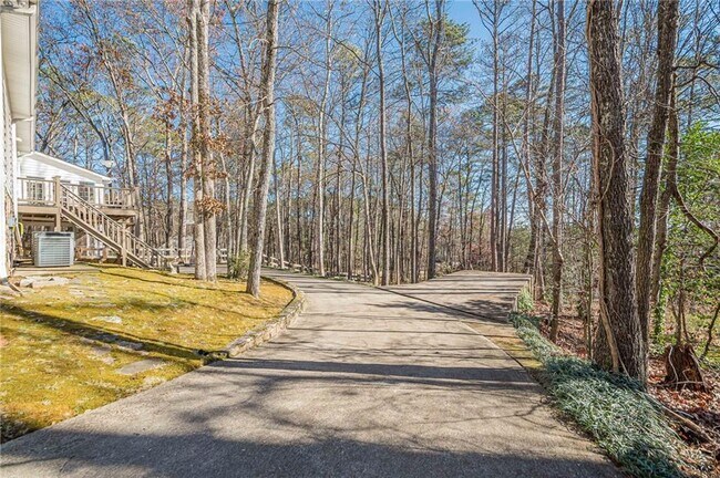 Building Photo - 34 Johnston Row NW