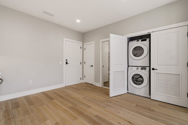 Building Photo - New Construction One Bedroom One Bathroom-Modern Living Off H Street!