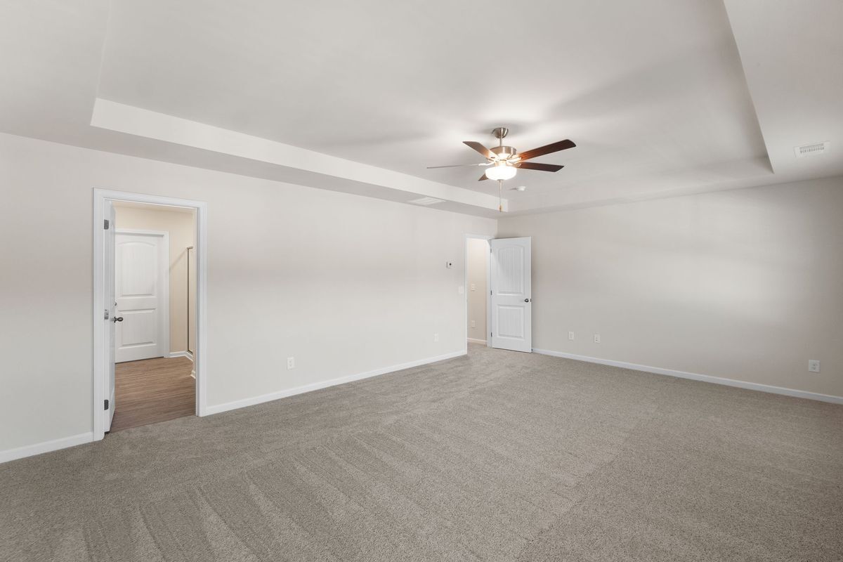 Building Photo - 384 Whitetail Cir