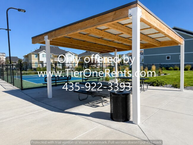 Building Photo - NO DEPOSIT option available for qualified renters!