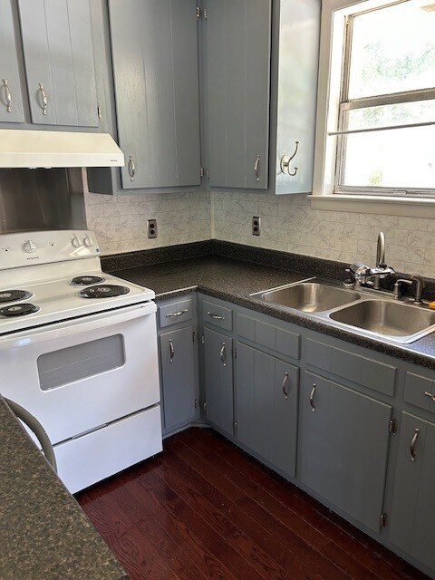 Kitchen - 311 Sunny Acre Dr