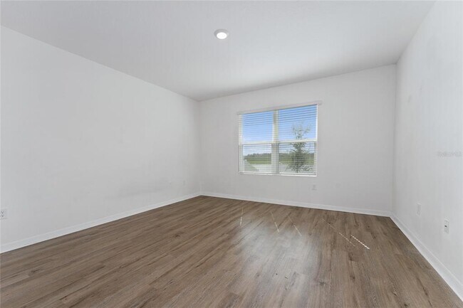 Building Photo - 1982 King Ranch St