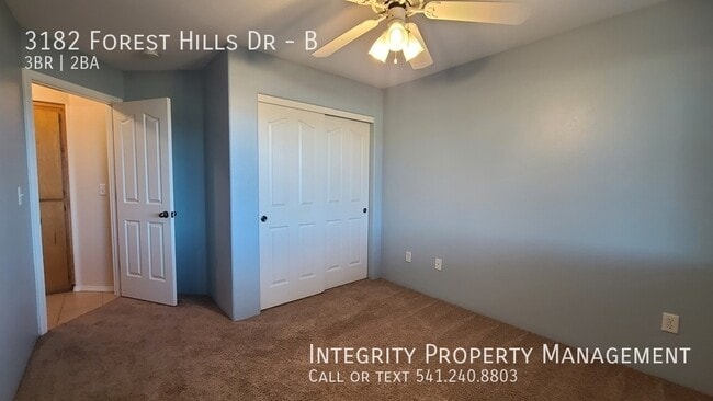 Building Photo - 3182 Forest Hills Dr