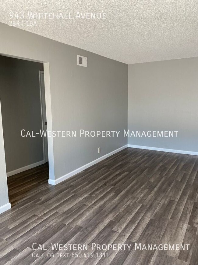 Building Photo - 943 Whitehall Ave