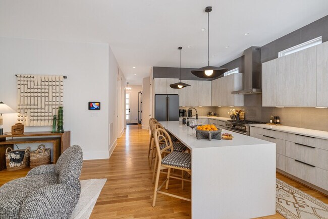 Building Photo - 4235 Raney Way