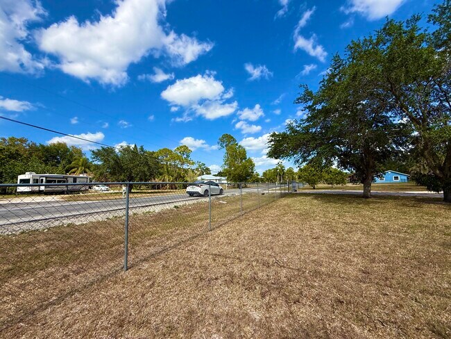 Building Photo - 16394 Pimlico Dr E