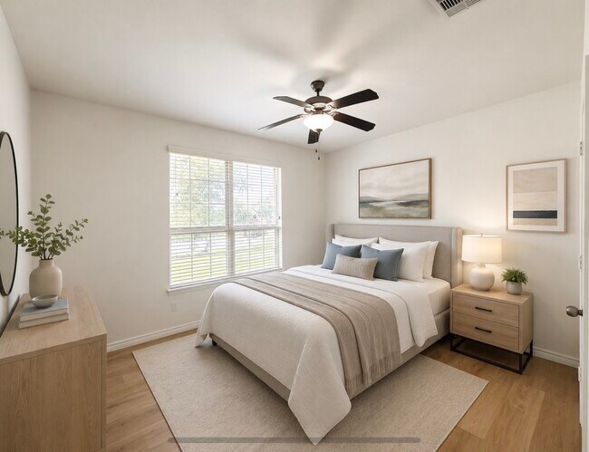 Building Photo - 23603 Legano Dr