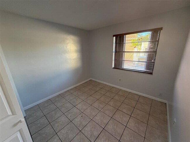 Building Photo - 2451 SW 86th Ave