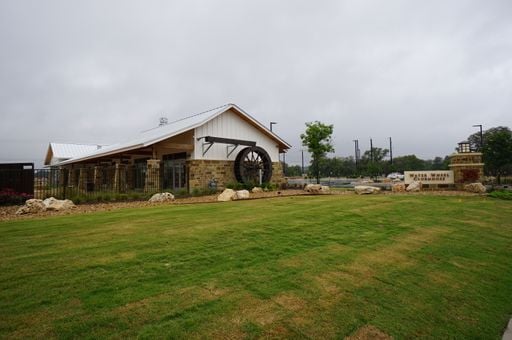 Building Photo - Newer Construction Home in West San Antonio