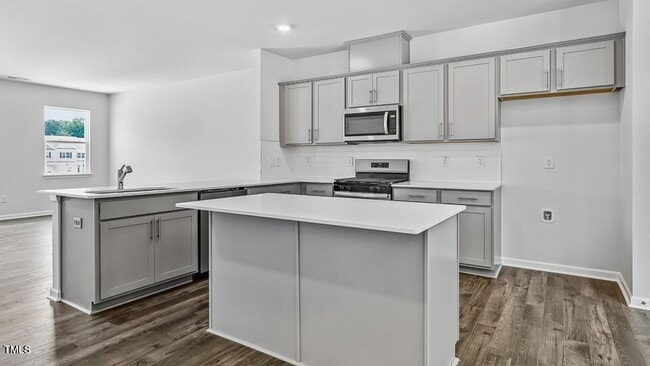 Building Photo - 2241 Horton Pk Dr