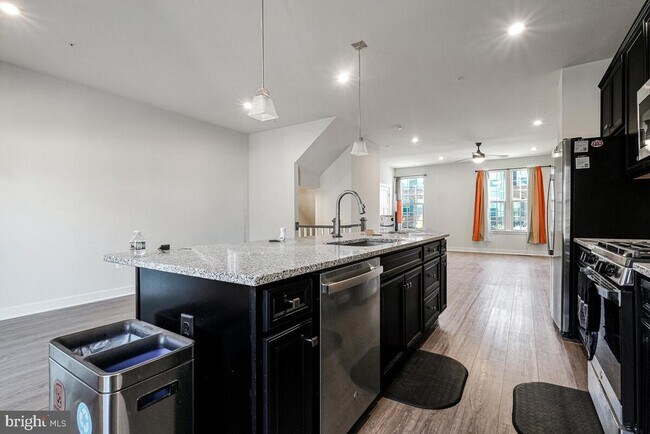 Building Photo - 14934 Ring House Rd