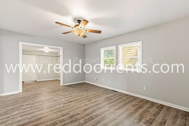 Building Photo - 3207 N Arsenal Ave