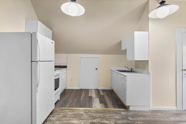 Building Photo - 969 Wood Ave