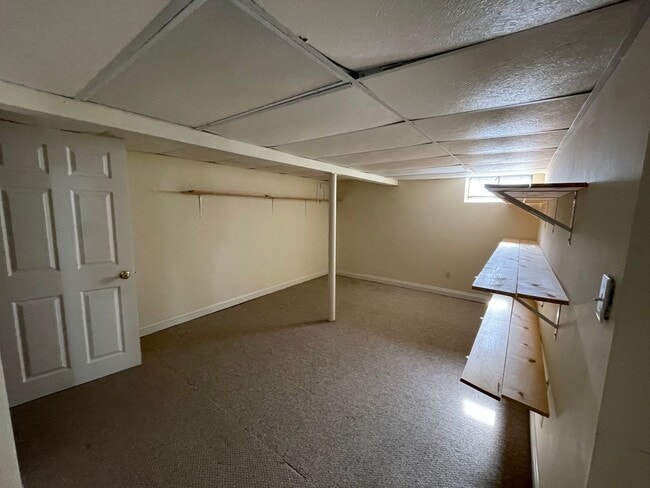 Building Photo - Four Bedroom Available in April - West Lafayette School District