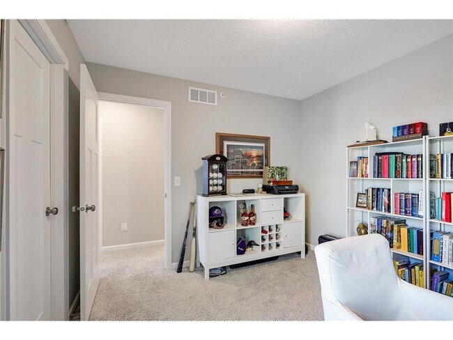 Building Photo - 6743 Bluestem Wy