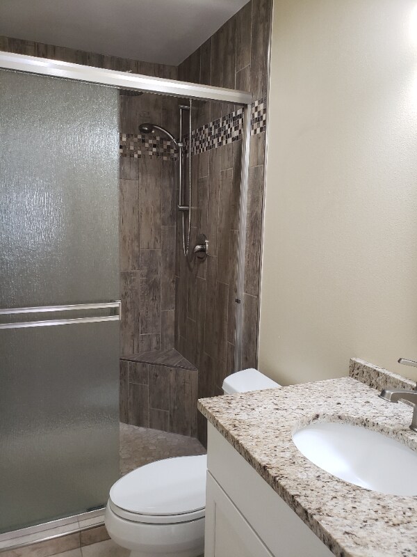 Building Photo - 710 S 88th Ave