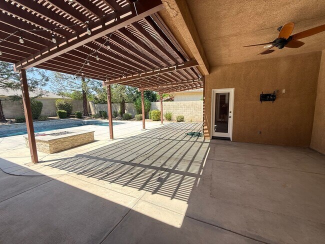 Building Photo - 4309 Scribner Way