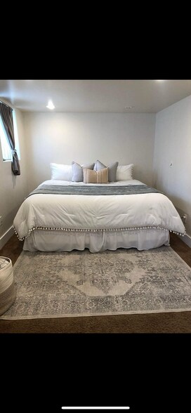 Building Photo - 550 S 1500 E