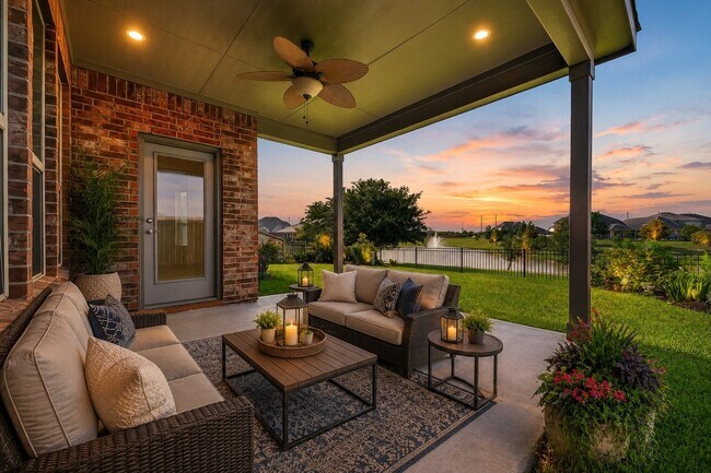 Building Photo - 24603 Royal Pike Dr