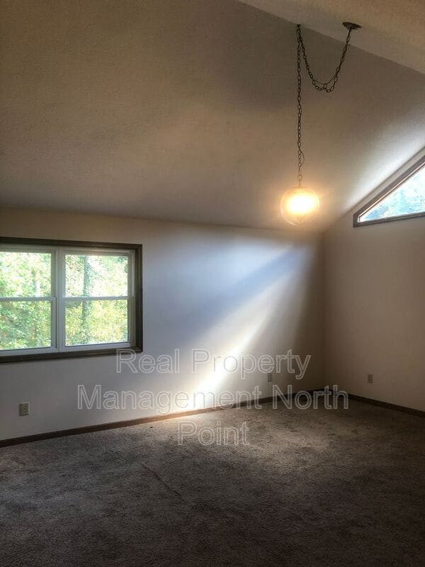 Building Photo - 19 Ashton Woods Dr
