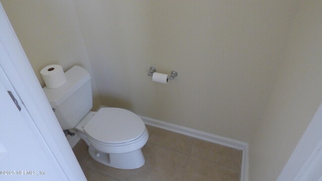 Building Photo - 3854 Silverpoint Ln