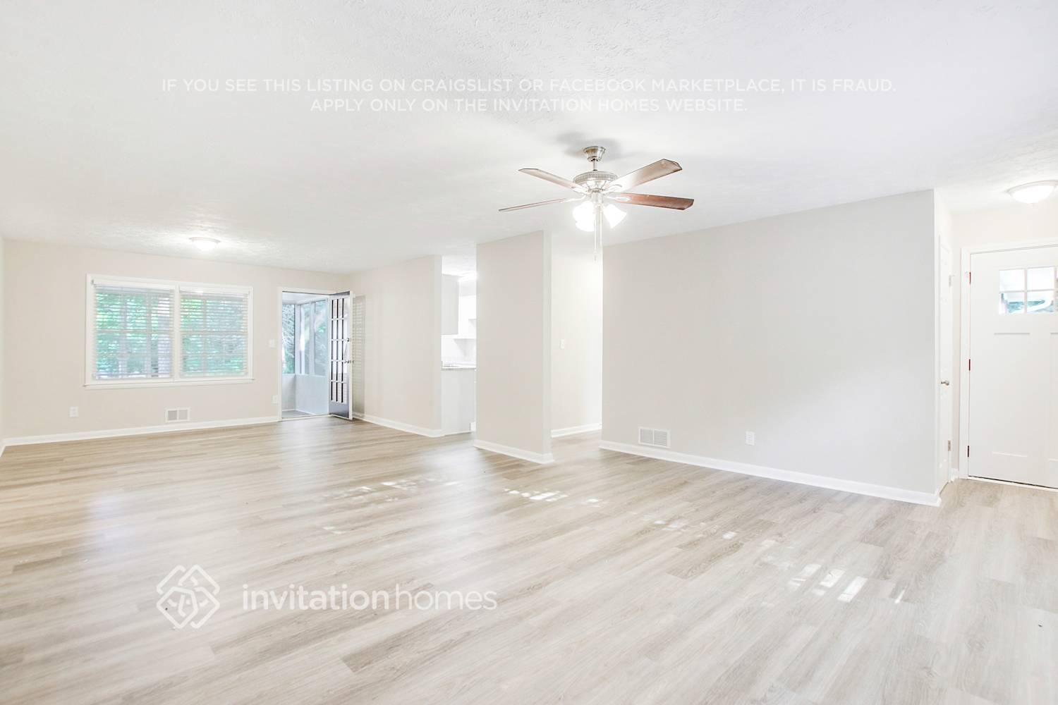 Building Photo - 5447 Blackhawk Dr