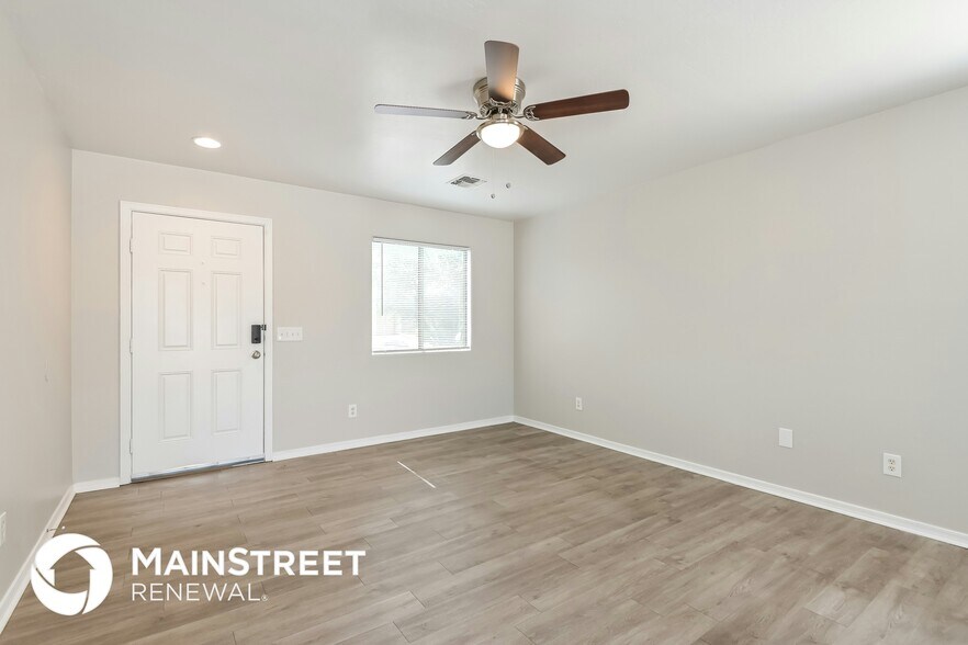 Building Photo - 6244 S High Hope Ln